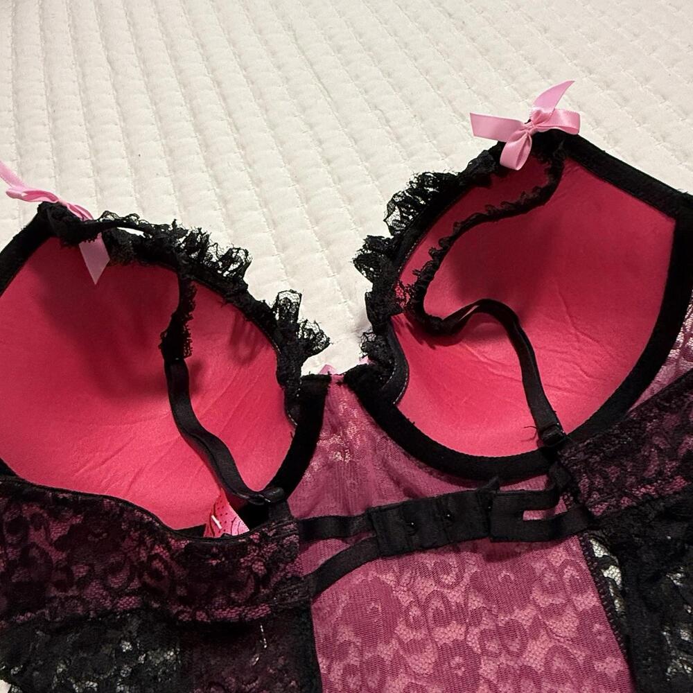 Victoria’s Secret Black Pink Babydoll Chemise Garters 36C Sexy Little Things - Picture 6 of 13